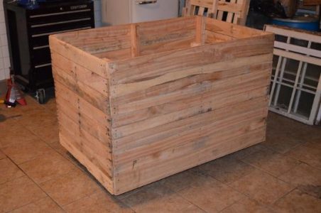 Baby Chick Pallet Pen Image